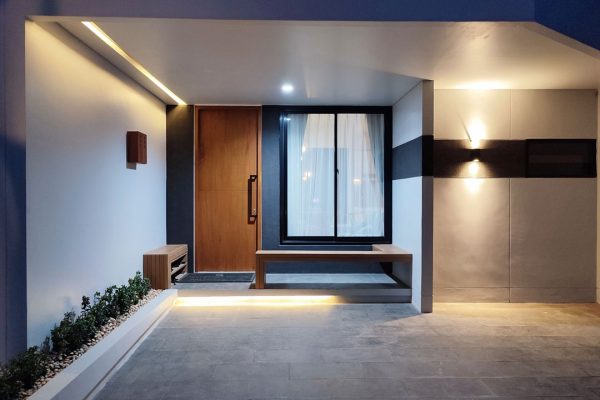 {"remix_data":[],"remix_entry_point":"challenges","source_tags":[],"origin":"unknown","total_draw_time":0,"total_draw_actions":0,"layers_used":0,"brushes_used":0,"photos_added":0,"total_editor_actions":{},"tools_used":{"adjust":1},"is_sticker":false,"edited_since_last_sticker_save":true,"containsFTESticker":false}